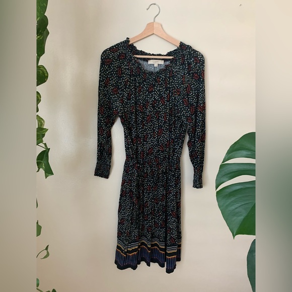 LOFT Diamond Floral Smocked Dress Large - Picture 2 of 4